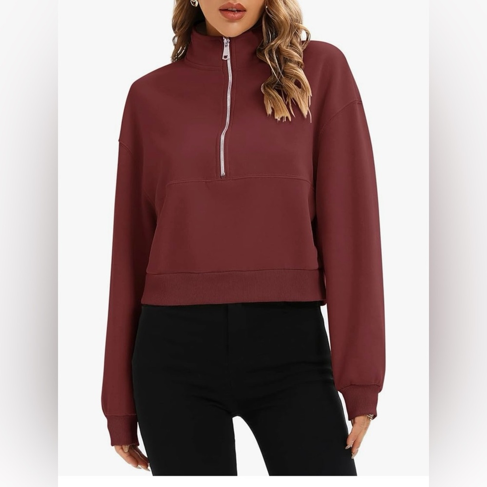 New Artfish burgundy cropped 1/4 zip sweatshirt sz small